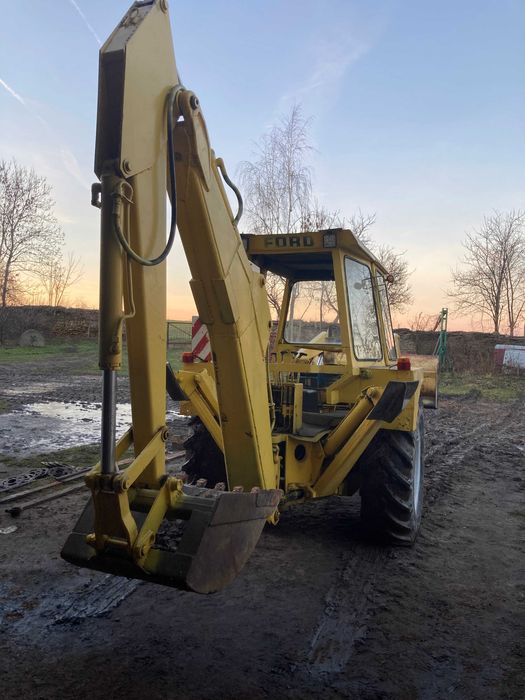 Koparko Ładowarka Ford ,JCB ,Manitou