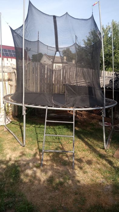 Батут великій десь 3мет