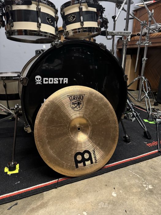 Pratos bateria Sabian, meinl, zildjian