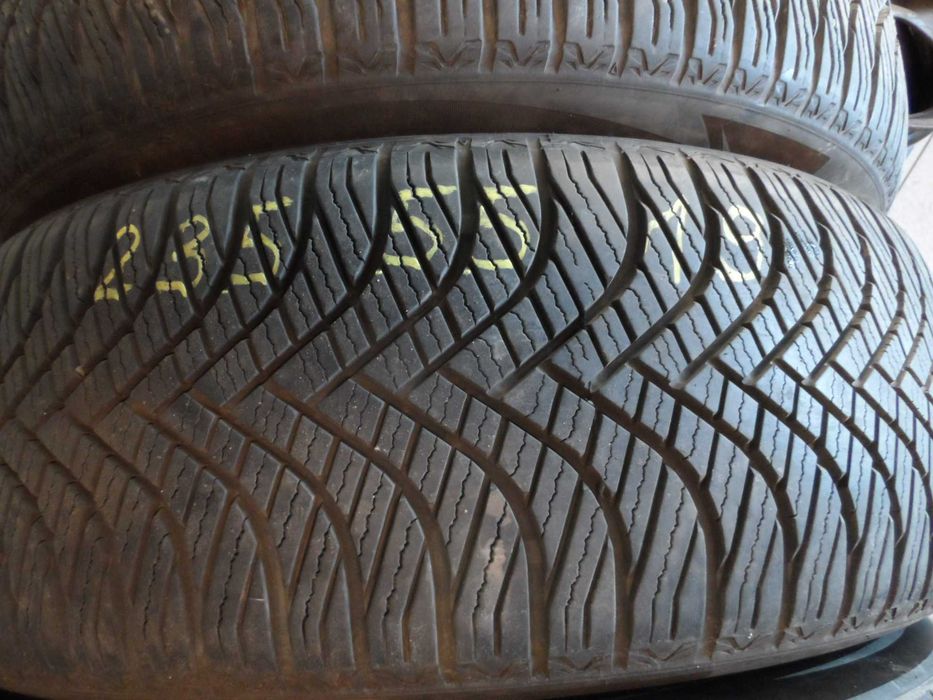Opony wielosezonowe 235/55R19 Trazano 8mm jak nowe DOT5323