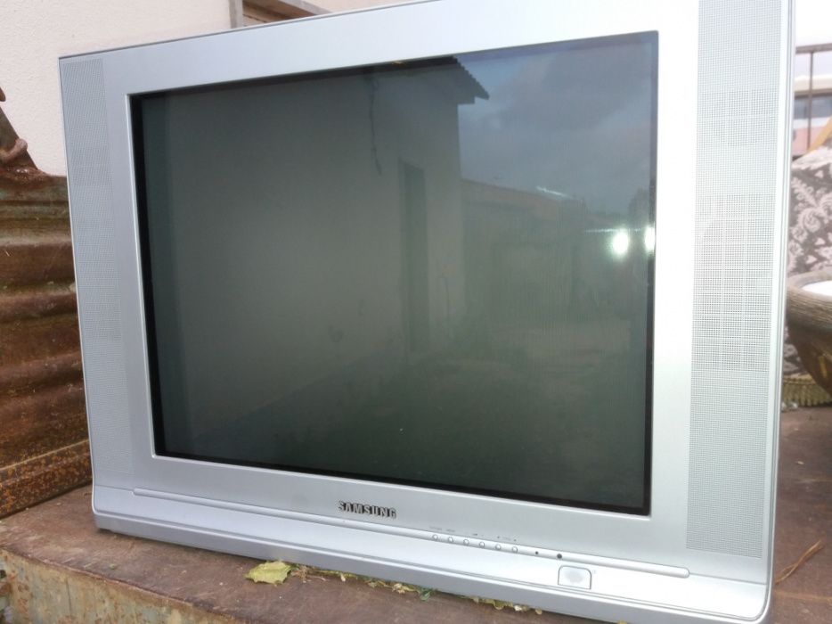 Tv samsung Grande impecável desocupar