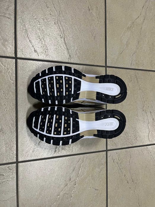 Кросівки Nike P-6000 40,5 р