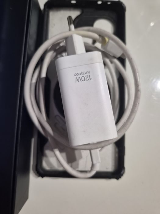 Realme GT6 16/512 + Ładowarka 120W |do negocjacji|