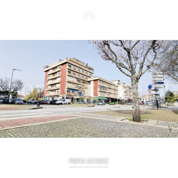 Apartamento T3 para SERVIÇOS no centro da Cidade!