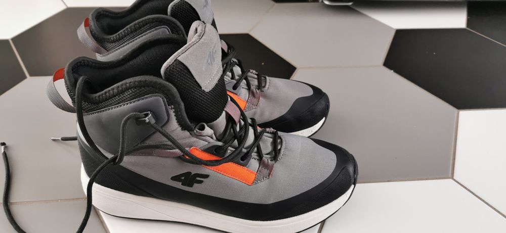 Buty zimowe 4f rozm 38