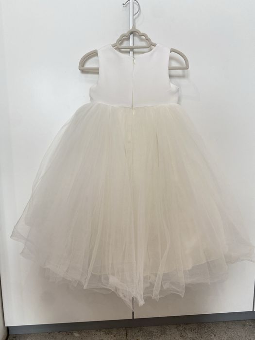 Ошатна дитяча сукня Зіронька