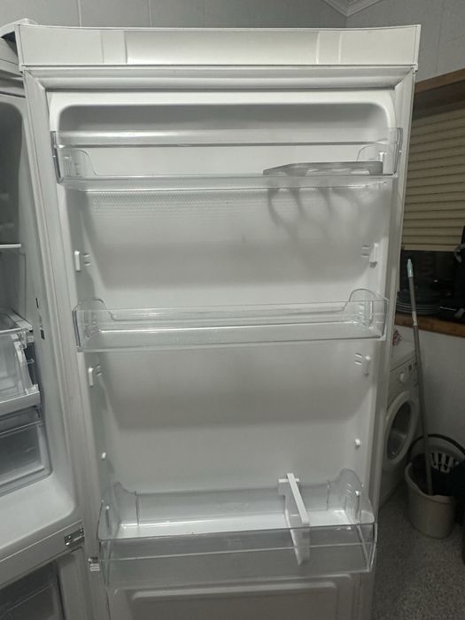 Frigorifico combinado Indesit