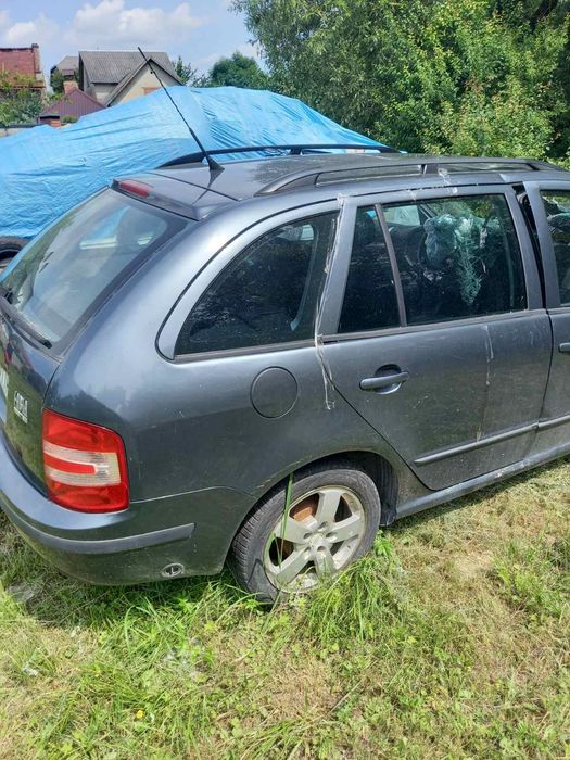 Фабія 1 2007 рік після ДТП на запчастини