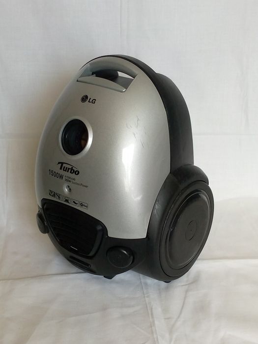 Пылесос LG мощью 1500 W, Корея