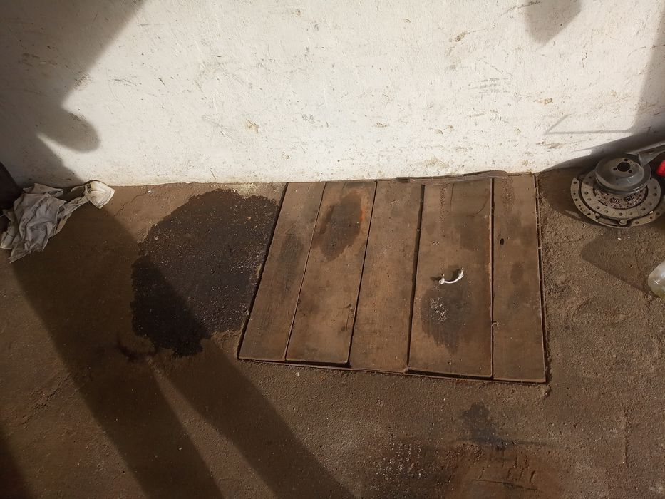 Гараж в кооперативе Світанок Рассвет рядом с проходной