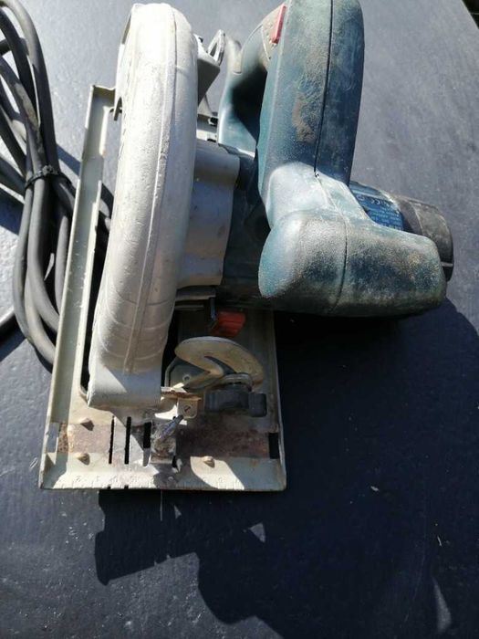 Pilarka Bosch PKS 190 Profesional