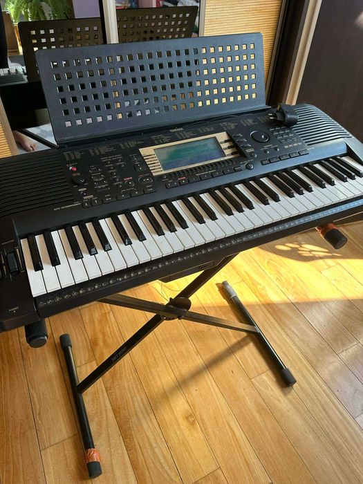 Yamaha PSR 730 czarny Keyboard Stojak Zasilacz Pulpit na nuty w zestawie - Wszystko funkcjonuje