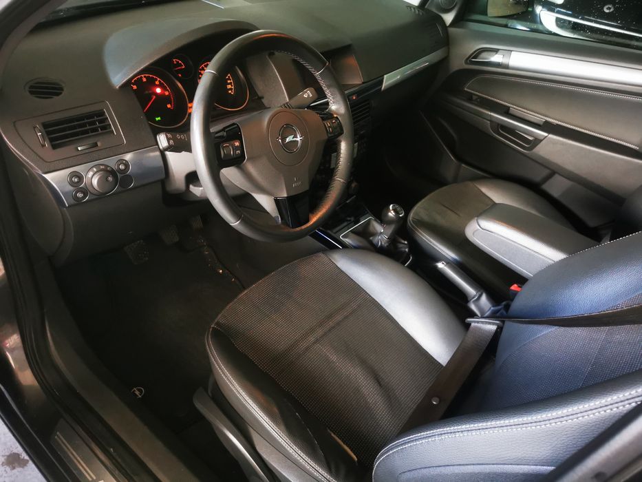 Opel Astra Caravan 1.7Cdti de 2009(Motor Isuzu)