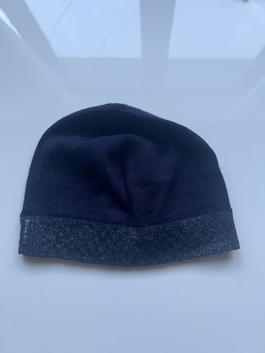 Продам шапку Armani