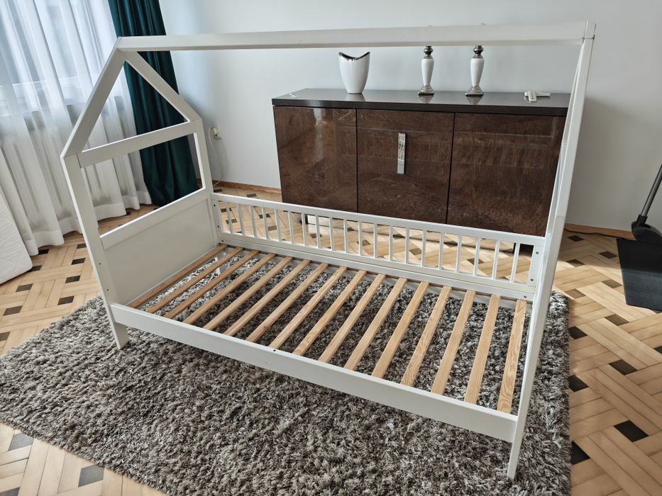 Sprzedam Łóżko typu domek