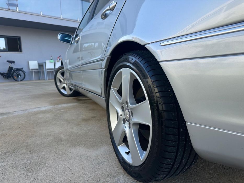 Mercedes C220  ( IMPECÁVEL )