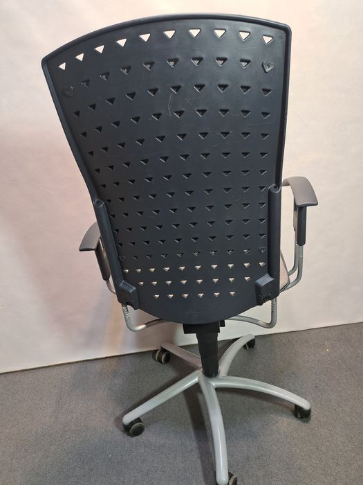 Fotel biurowy, obrotowy SITAG Reality,