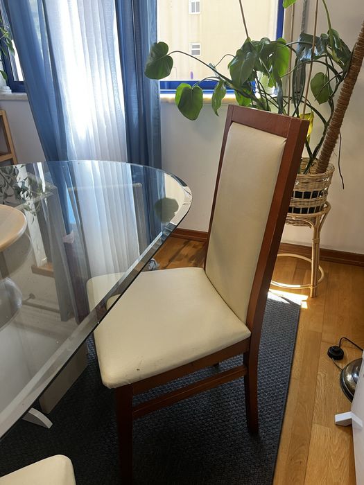 4 cadeiras de sala de jantar usadas