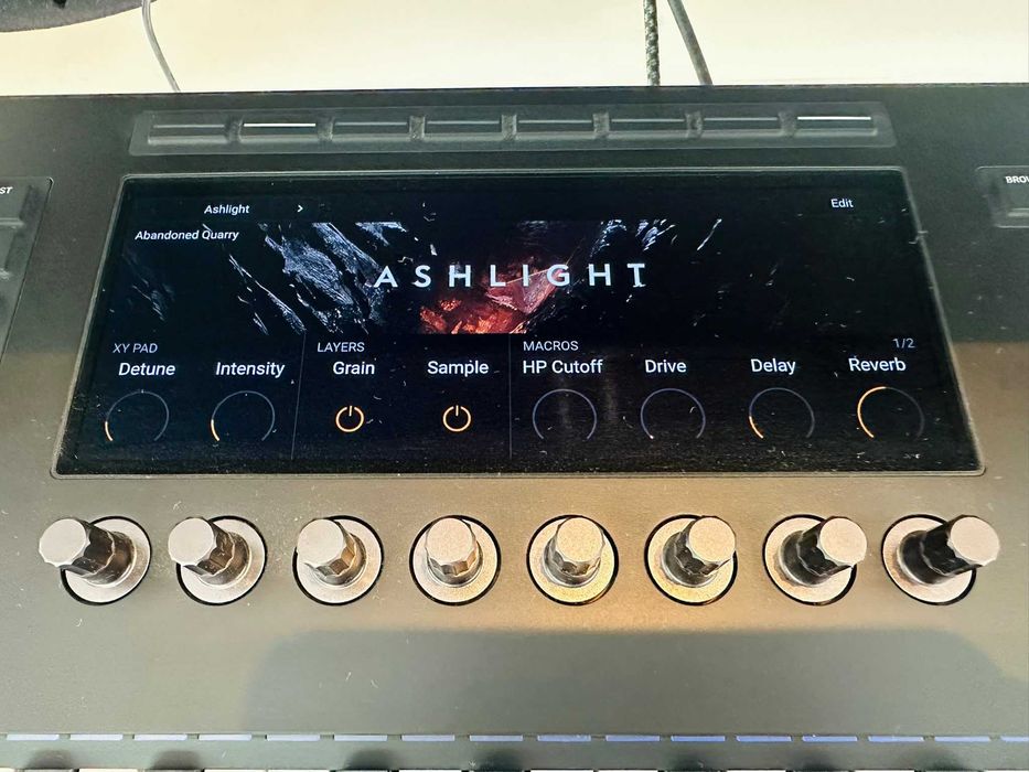 Teclado Native Instruments Kontrol S61 MK3