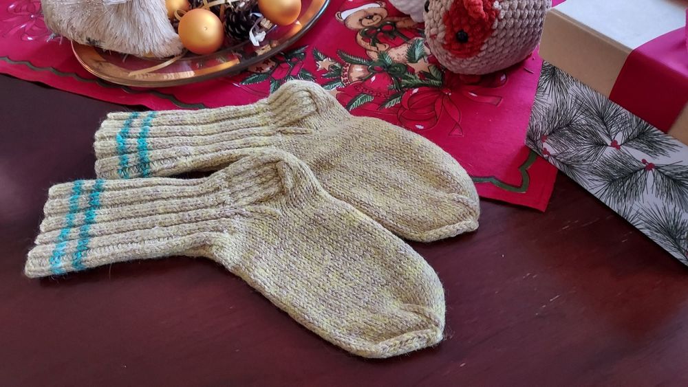 Wełniane skarpety recznie robione