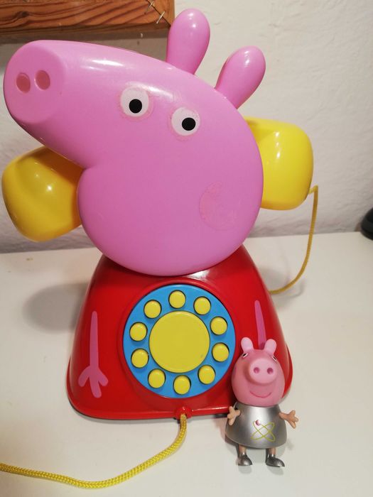 Zabawka interaktywny telefon w kształcie Świnki Peppy i figurka Georga
