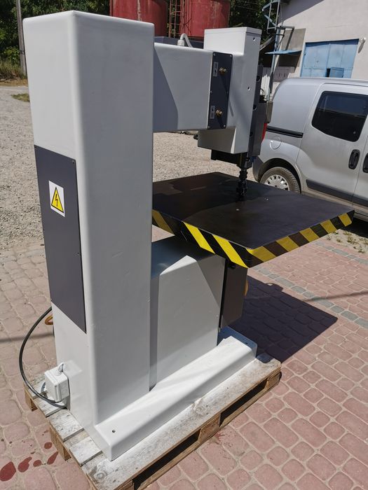 Frezarka górnowrzecionowa FG-2S