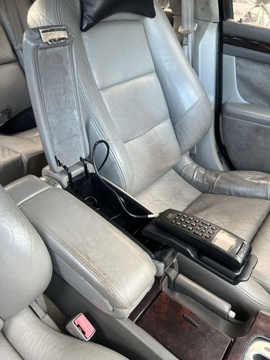 Кузов із Українськими документами Audi A8 D2 4.2 2000p розборка