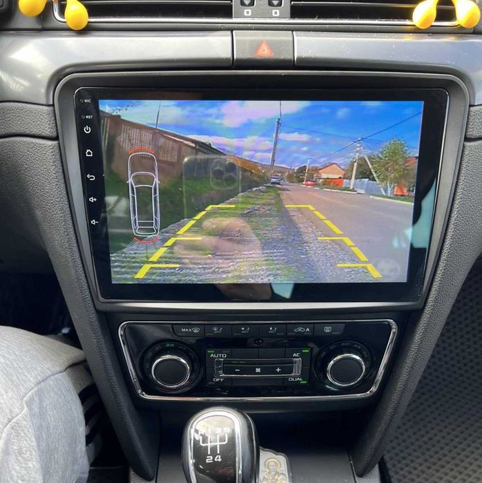 Магнітола Mekede 2/32 для Skoda Superb 2008-2015 CarPlay Шкода Суперб