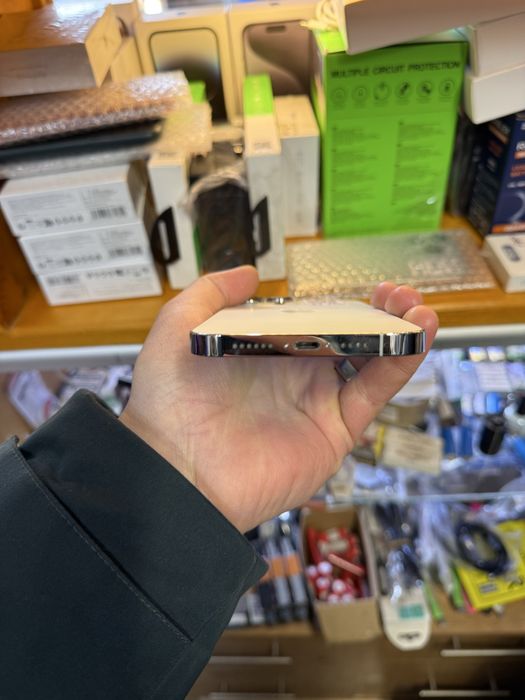 Продам Iphone 13 Pro Max 128 GB Silver 100% АКБ