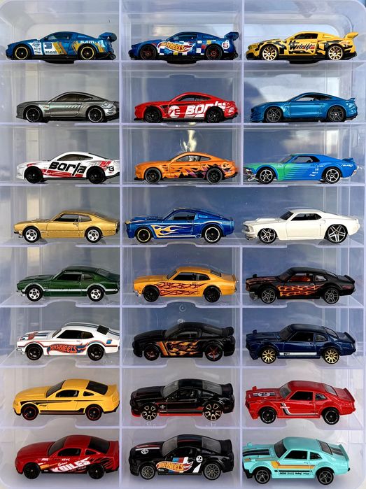 Hot Wheels Ford та Datsun з власної колекції