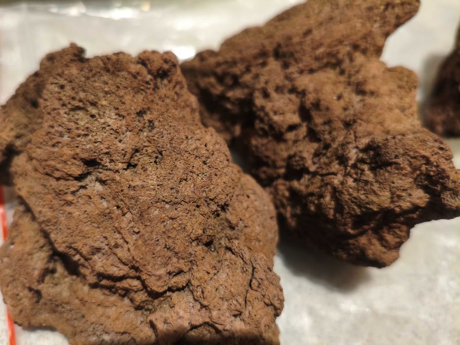 Ława wulkaniczna Red laba stone do akwarium 0,427kg