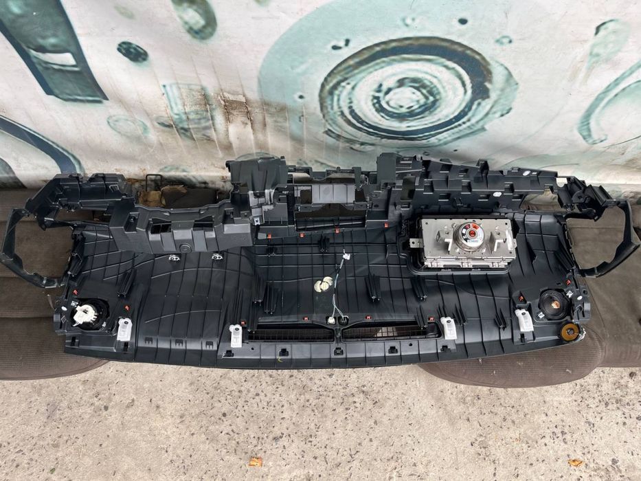 Торпеда консоль Toyota Camry 80 2025-2026