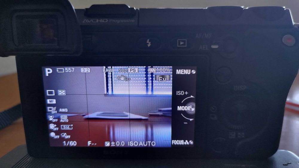 Sony NEX 7 , Mount E, 24 MP