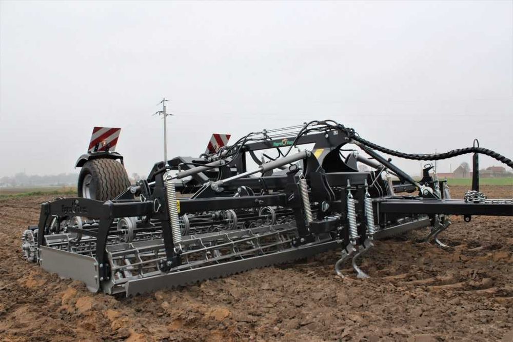 Kompaktowy Agregat Uprawowy UPH Agro-Tom