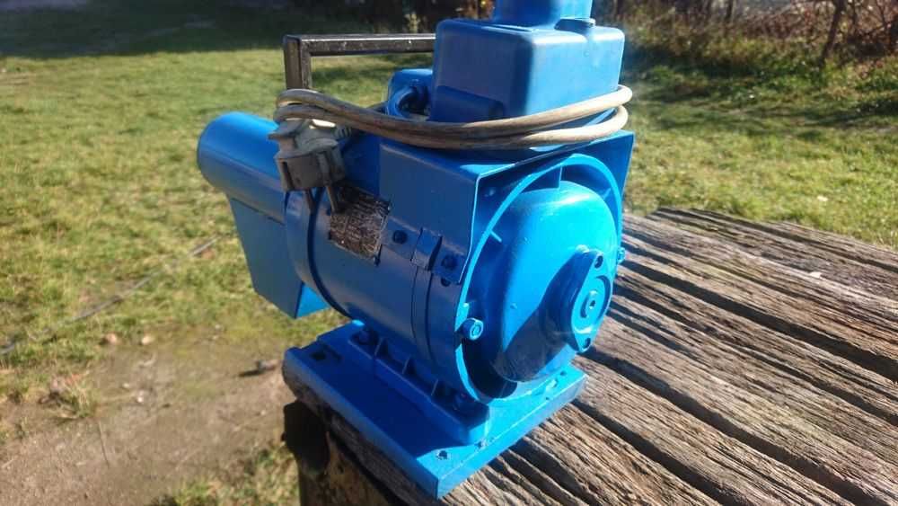 Кукурузолущилка електрическая