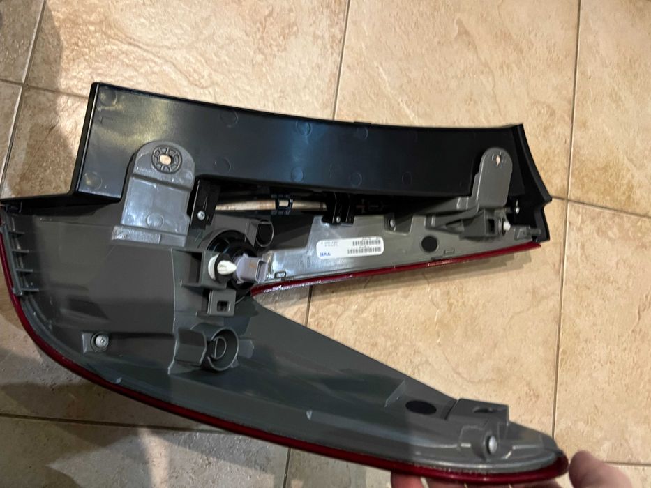 Фара зад ліва Хонда СРВ 5 usa