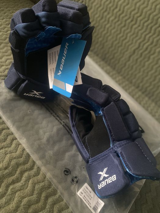 Хокейні рукавиці перчатки краги Bauer