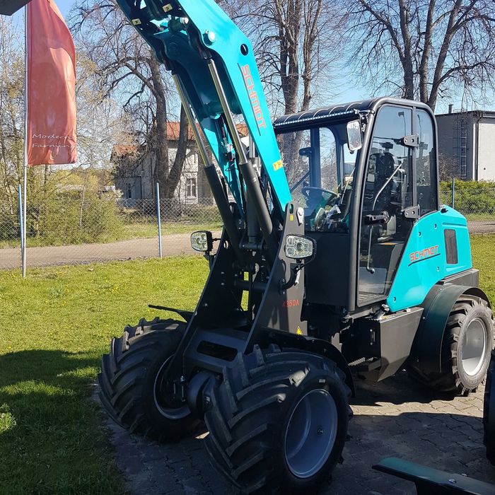 SCHMIDT ŁADOWARKA 4350A  Ładowarka kołowa SCHMIDT 4350A w kabinie ,szerokie koła,silnik Yunnei