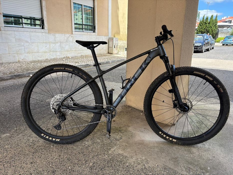 Bicicleta de XC trek