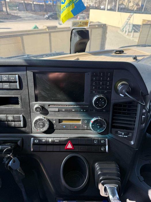 Mercedes-Bens Actros 1842