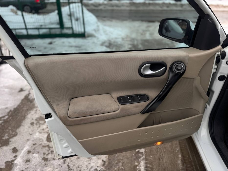 Renault Megane 2008рік 1.5 dci