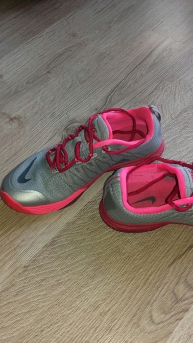 Buty Nike roz 38 stan bardzo dobry