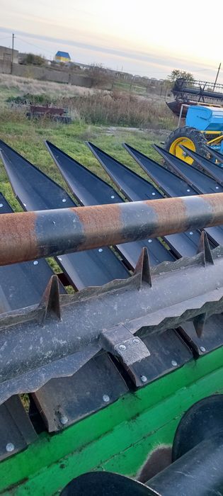 Жниварка для соняха 8,4 м