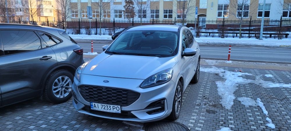Продам Ford Escape