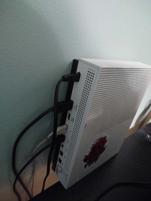 Xbox one s 1tb z padem elite