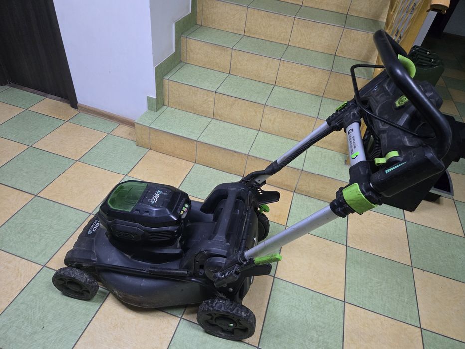 Газонокосарка EGO LM2021E-SP акумуляторна, самохідна, 56 В, 50 см