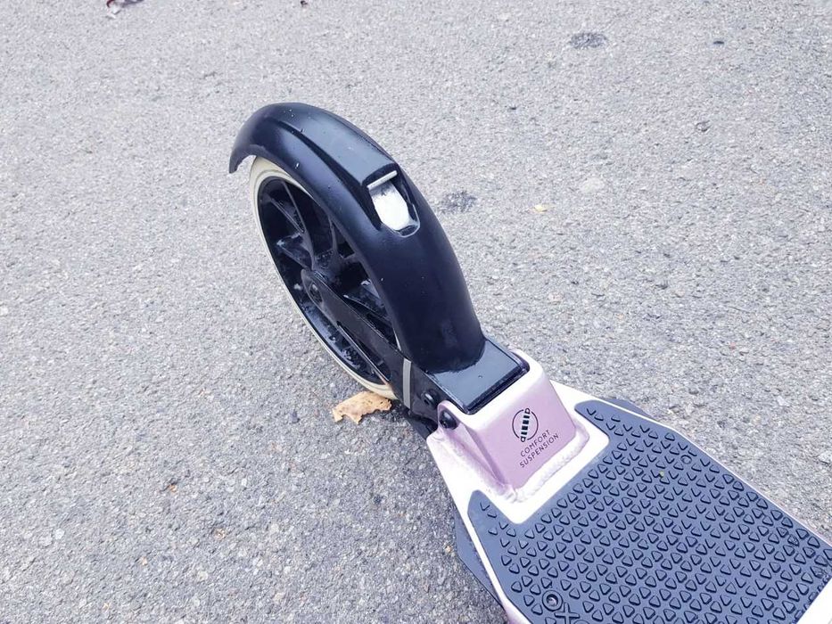 Продам самокат Оxelo для дорослих (в стані нового)