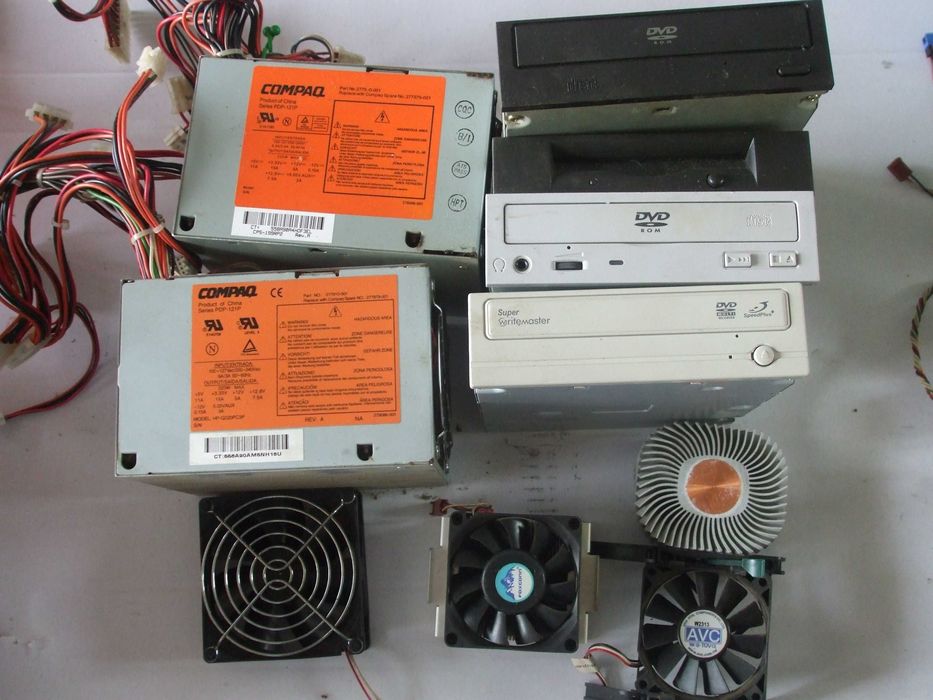 Zasilacze od 3 V do 38 V