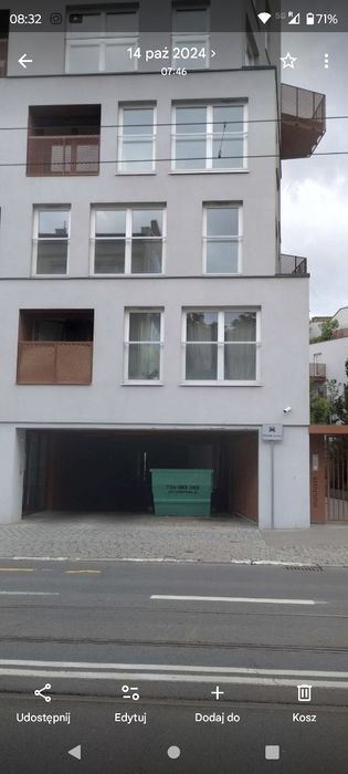 Miejsce postojowe wolne od 1 Maja.Dabrowskiego 58(Jeżyce)