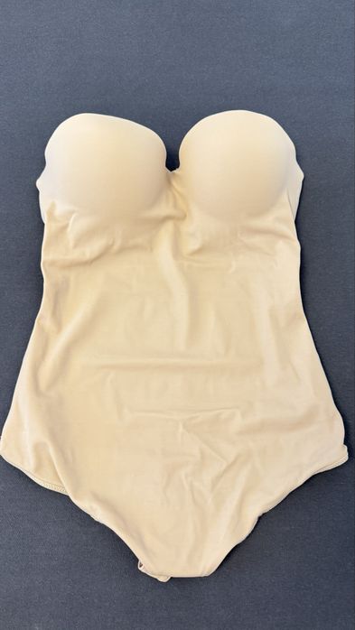 Моделююче боді  Wolford